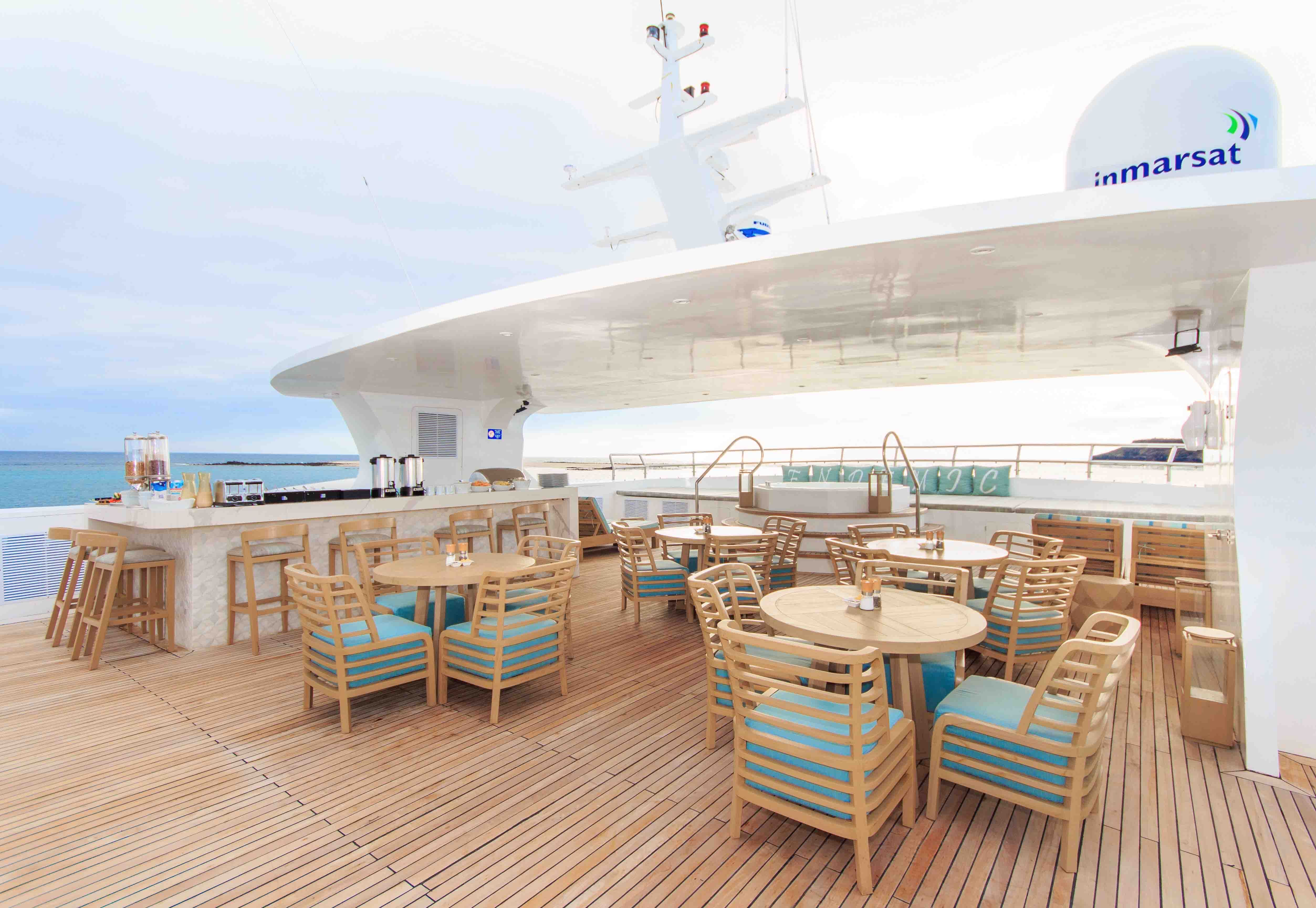 Galapagos Luxe Endemic 1