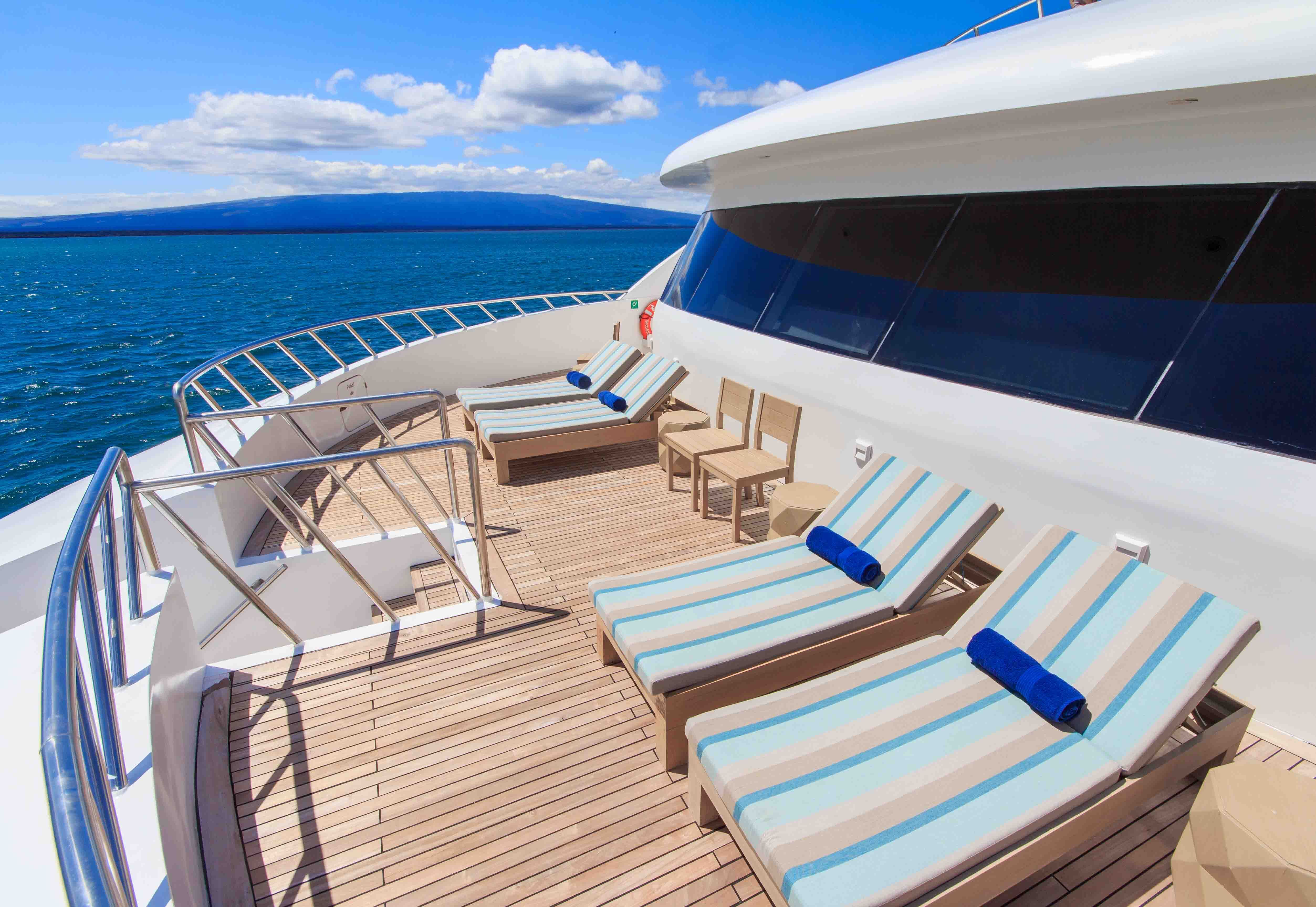 Galapagos Luxe Endemic 2