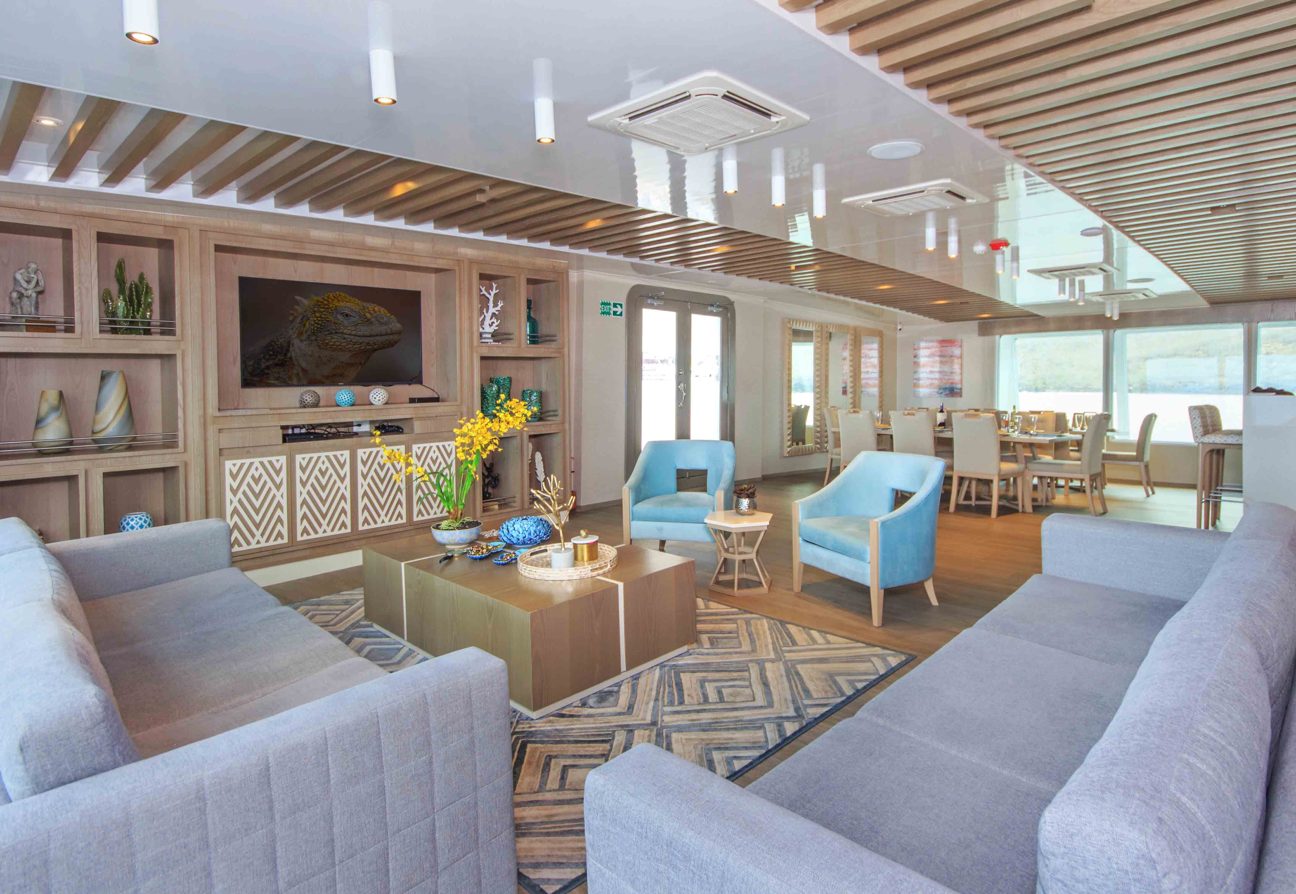 Galapagos Luxe Endemic 3