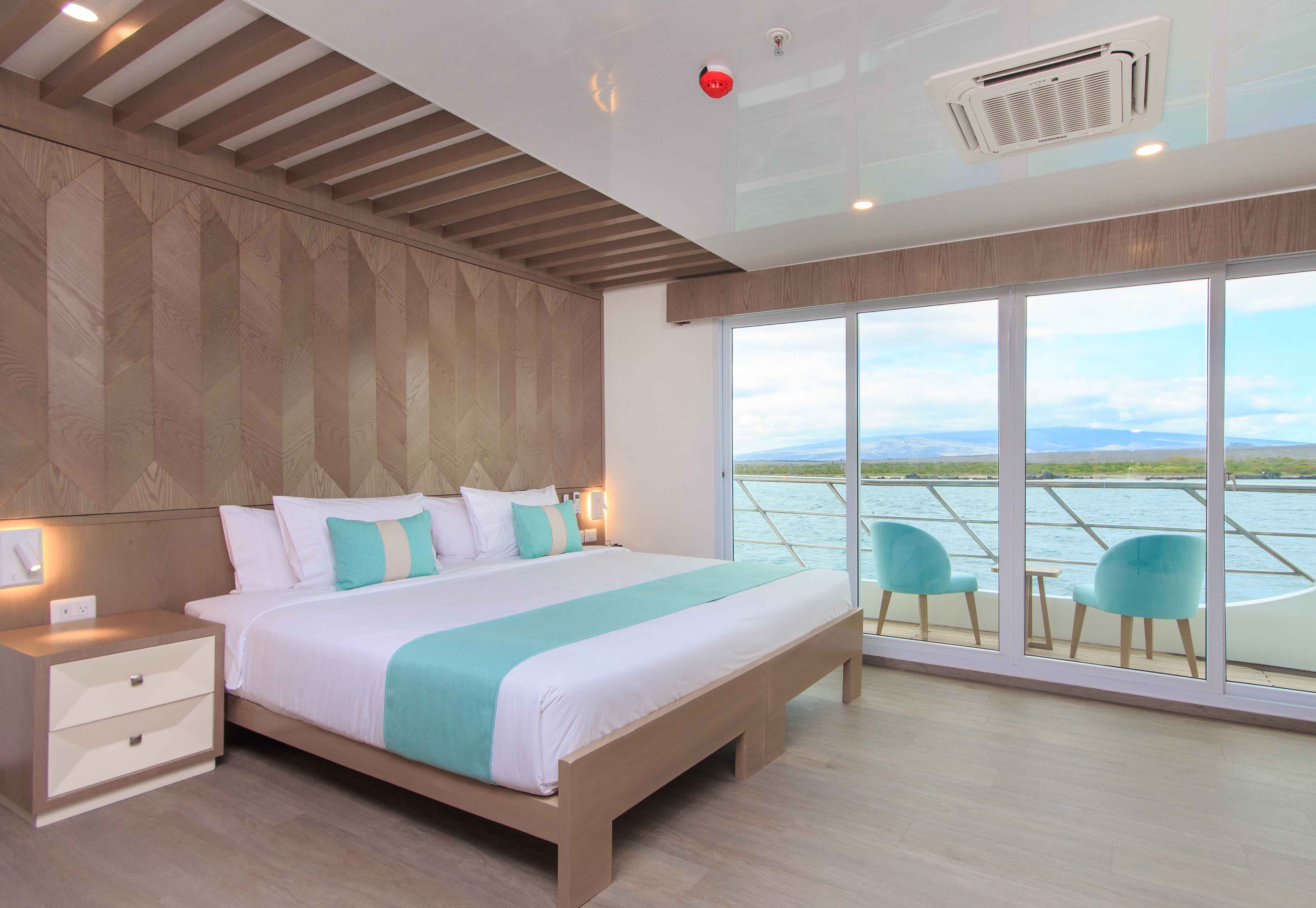 Galapagos Luxe Endemic 4