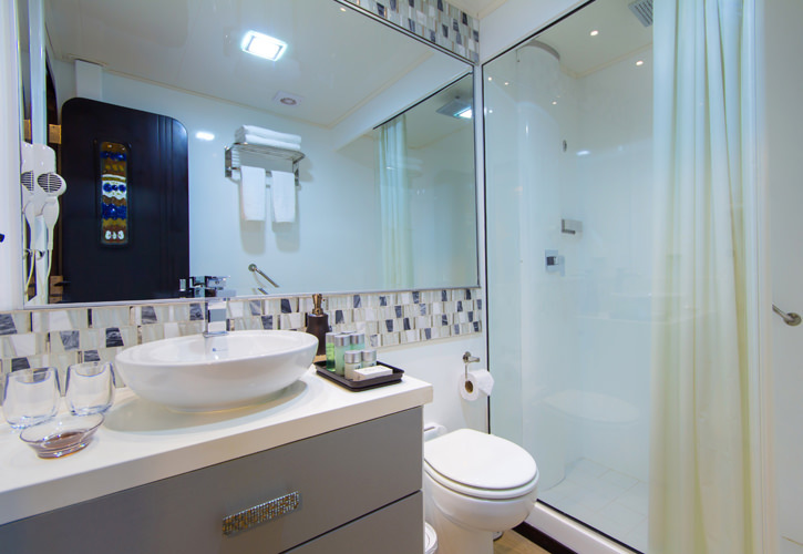 Galapagos Cruise Alya1