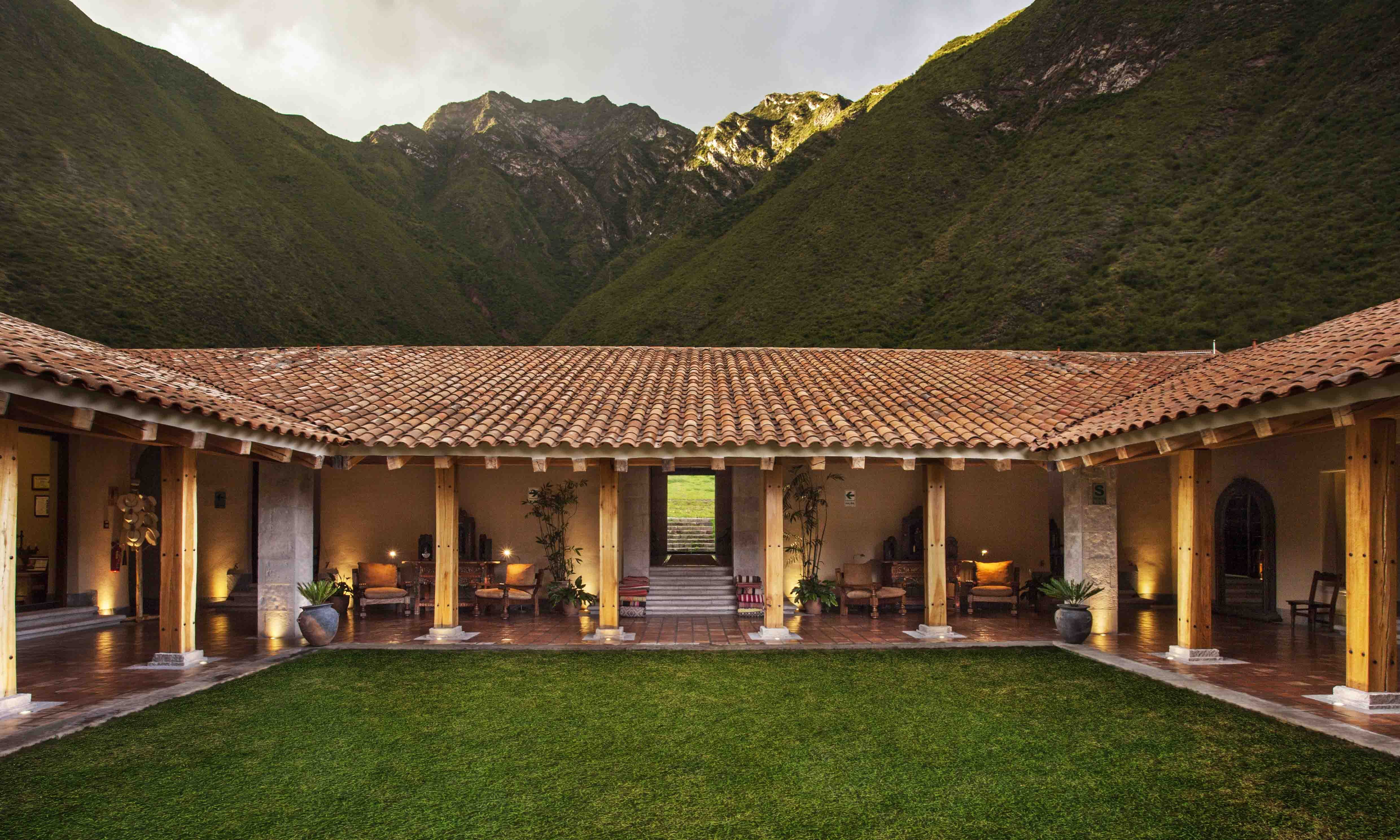 Inkaterra Hacienda Urubamba Peru Highendtravel Patio