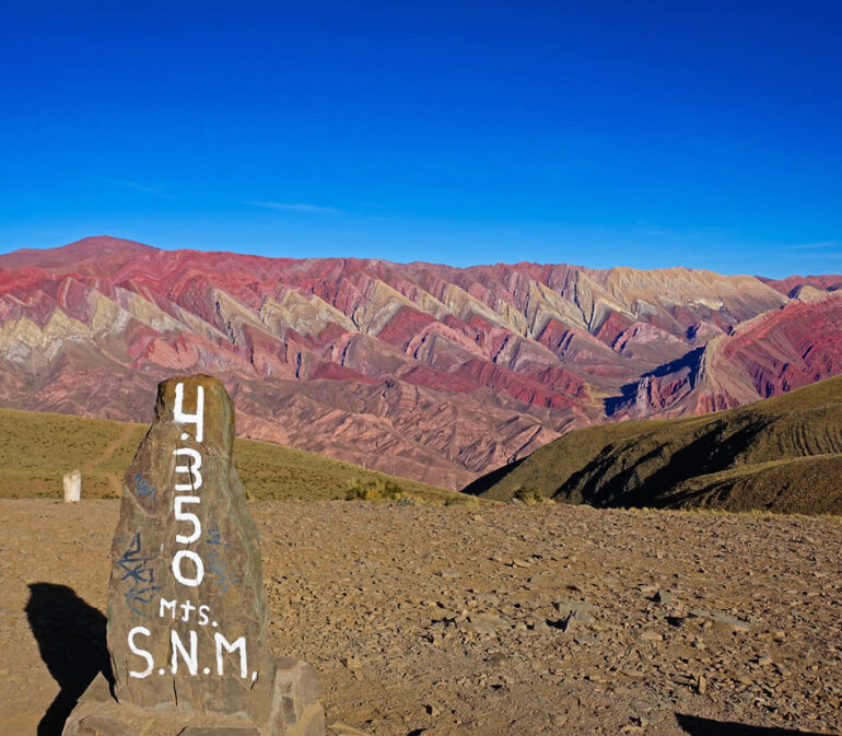 Tegel Hornocal1 Argentinie